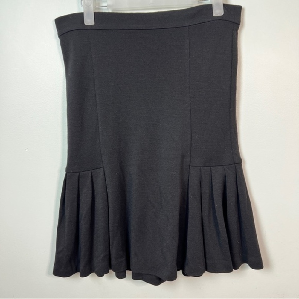 Diane von Furstenberg Wool Pleated Hem Skirt Black Size 8 Made in USA